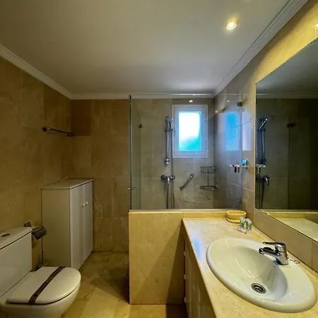 Los Infantados Golden Mile - Eaw Homes * Marbella