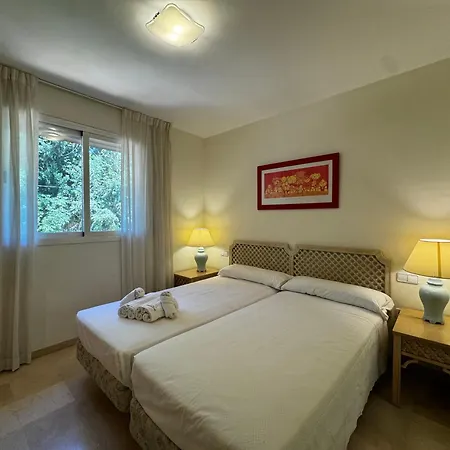 Apartment Los Infantados Golden Mile - Eaw Homes